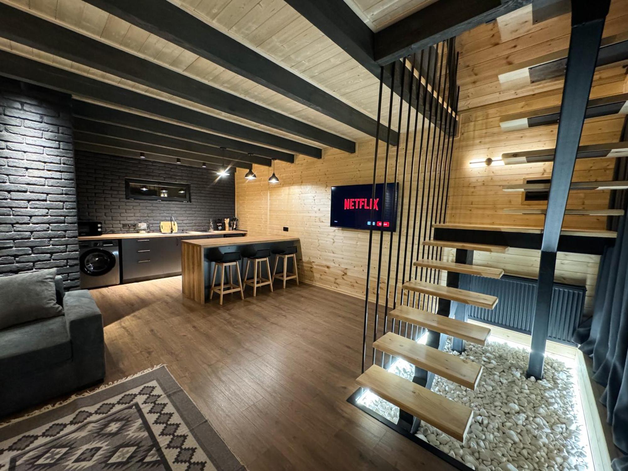 Chalet Hills *